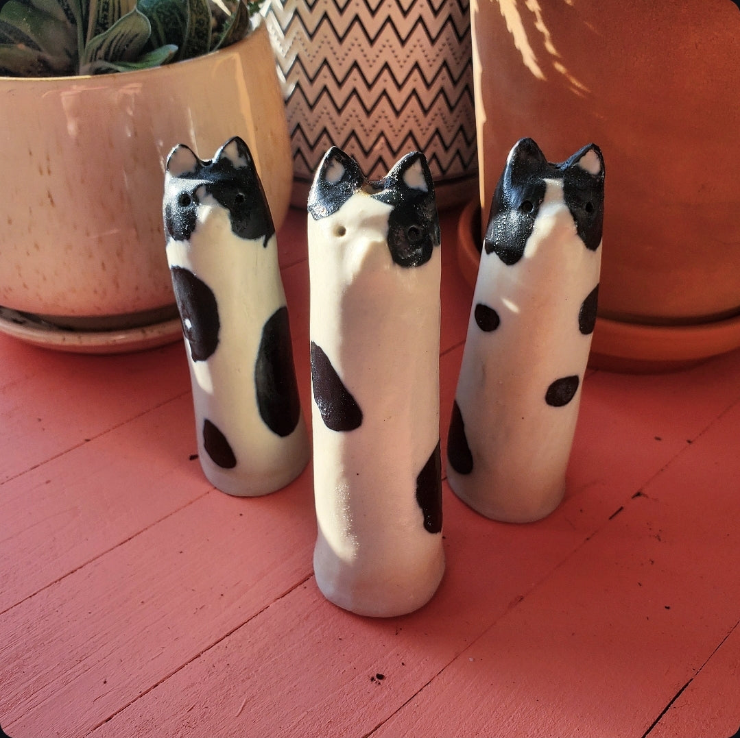 Kitty Incense Holder / Bud Vase - Ceramic