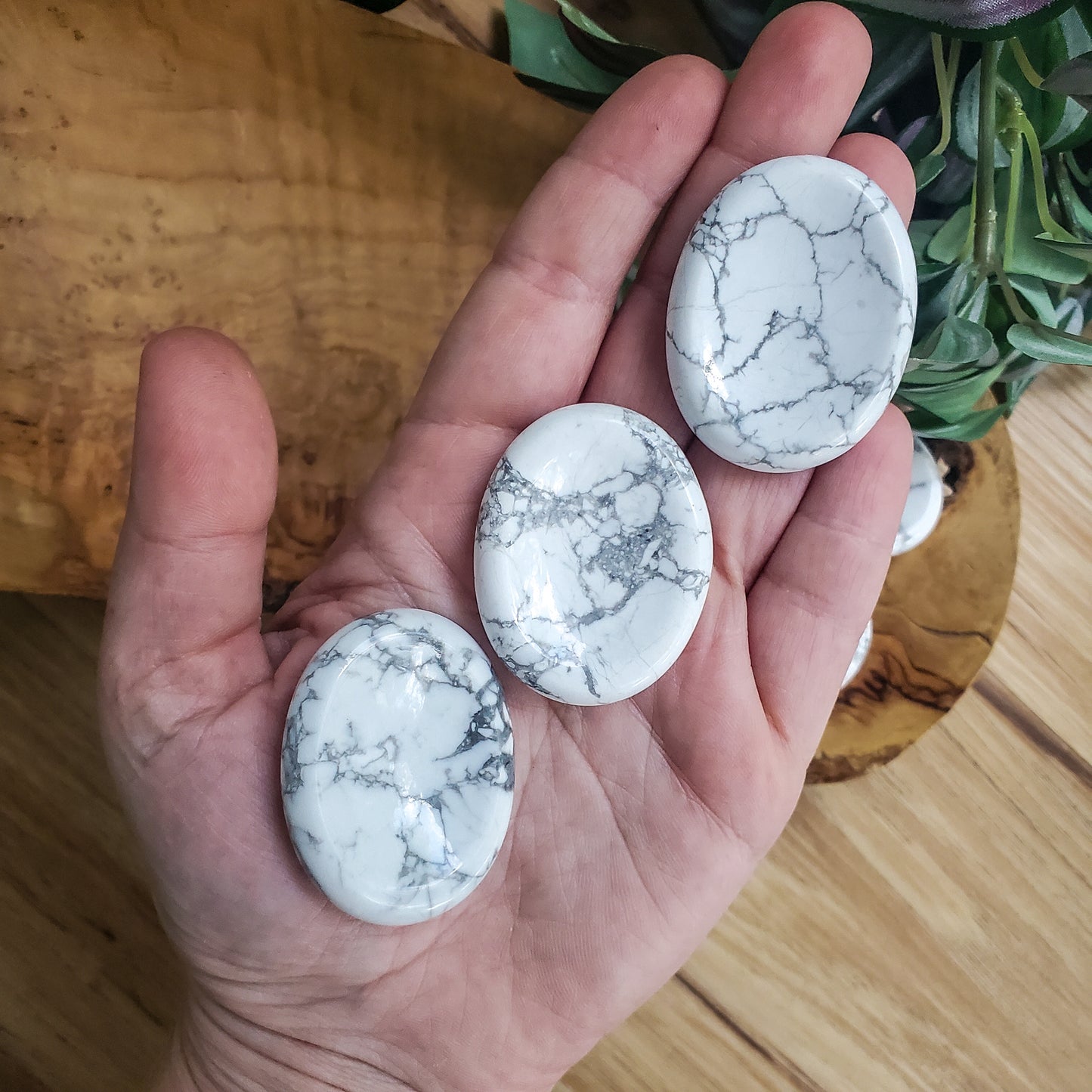 Howlite - Worry Stone - Polished