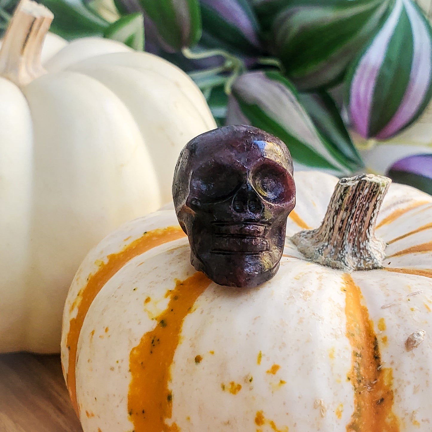 Small Skulls - A Quality