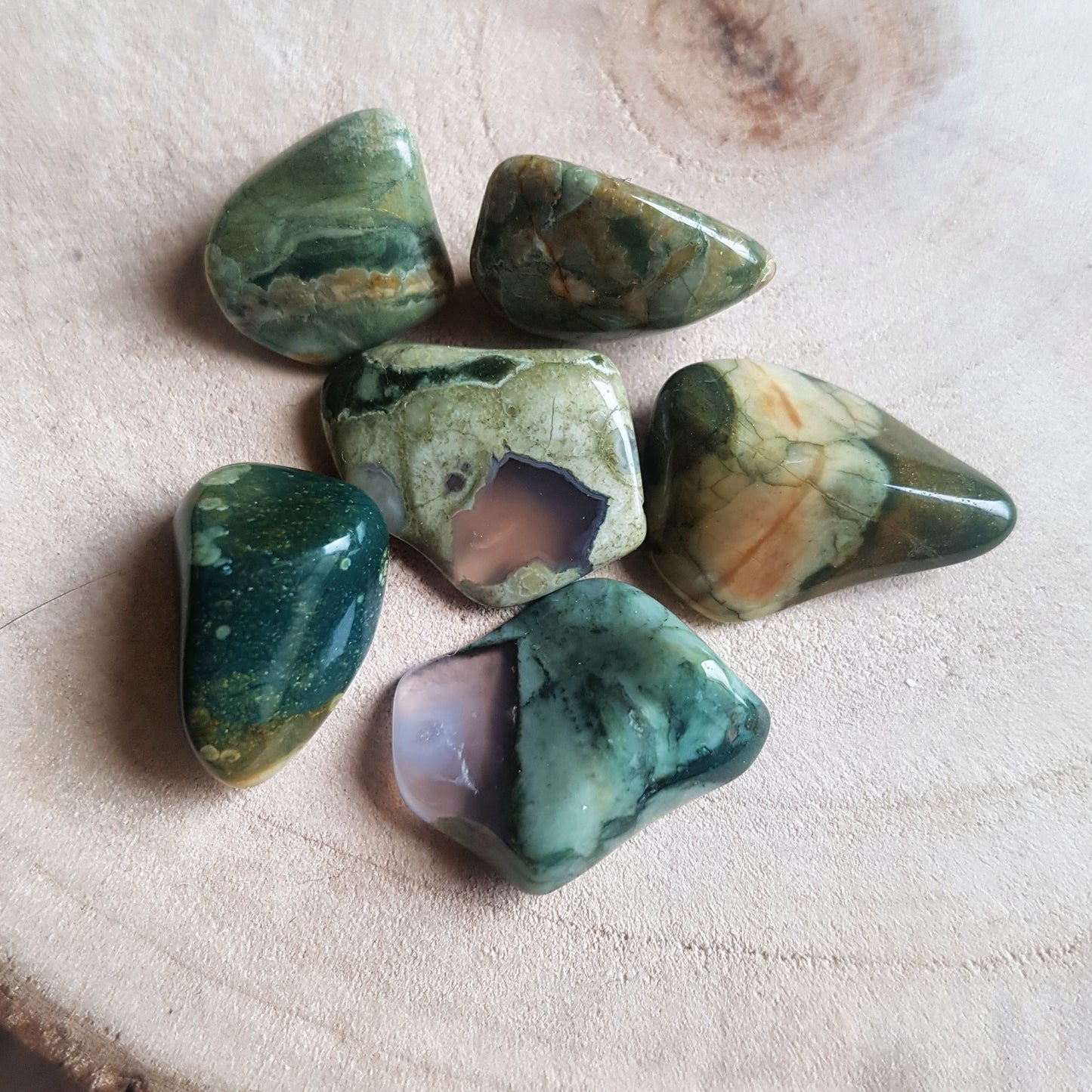 Rainforest Jasper - tumbled - 6 pack