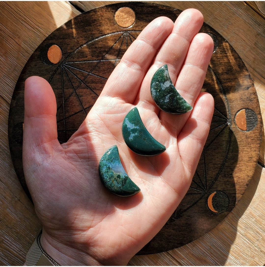 Moss Agate - Polished Moon