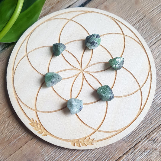 Tsavorite Garnet - Raw - 6 pack