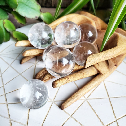 Clear Quartz Spheres AA Quality (s)