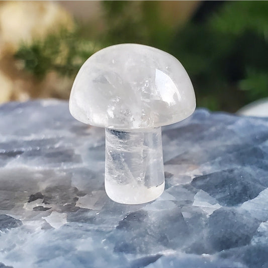 Mushroom - Mini - Quartz